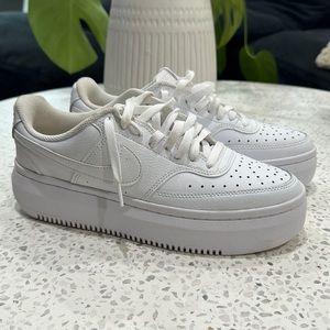 Nike Court Vision Alta